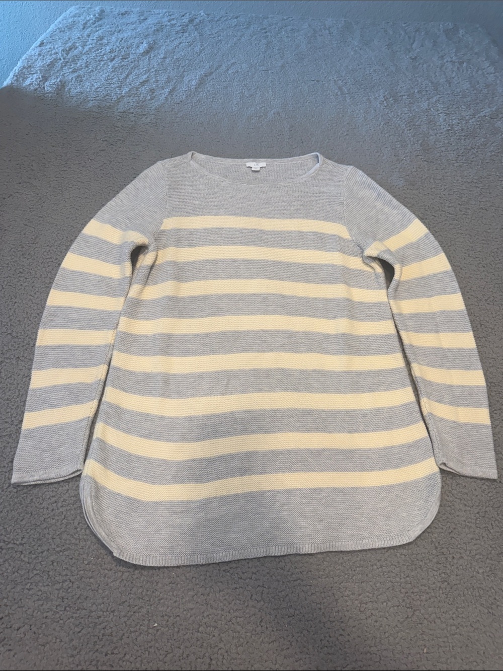 J. Jill striped knit top is a casual pullover sweater size m.
